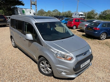Used Ford Grand Tourneo Connect 2015 for sale - 78424863: Photo