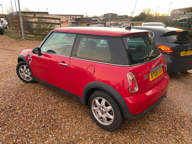 Used MINI Hatch 2006 for sale - 76836486: Photo 5