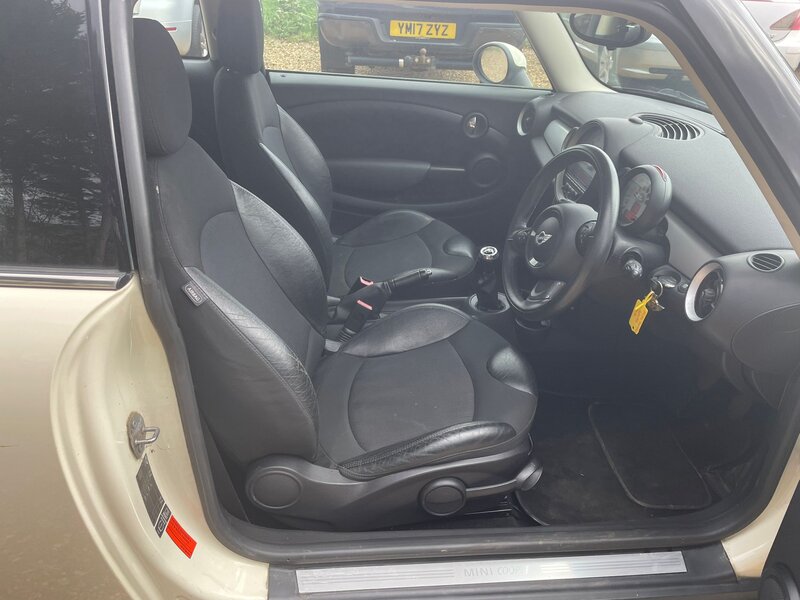 Used MINI Hatch 2012 for sale - 76469067: Photo 9