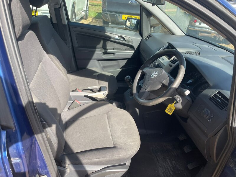 Used Vauxhall Zafira for sale - 76469069: Photo 10