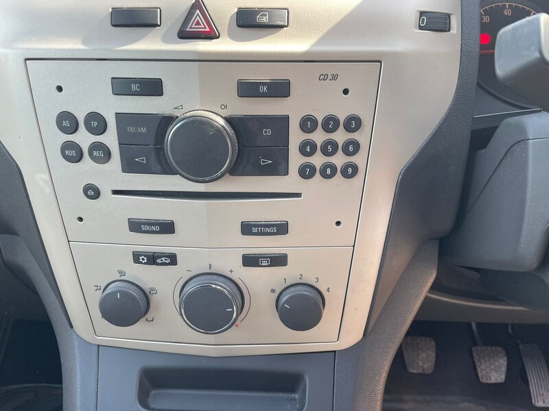 Used Vauxhall Zafira for sale - 76469069: Photo 12