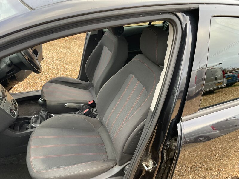 Used Vauxhall Corsa 2010 for sale - 77037161: Photo 16