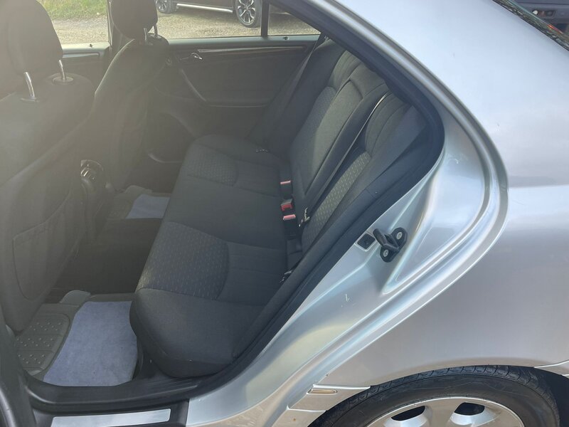 Used Mercedes-Benz C Class 2004 for sale - 77570973: Photo 20
