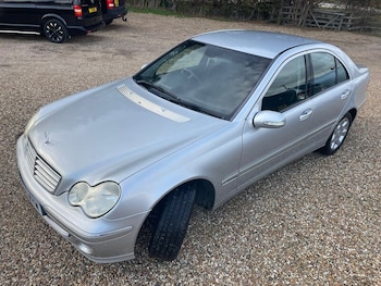 Used Mercedes-Benz C Class 2004 for sale - 77570973: Photo