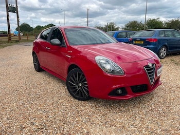 Used Alfa Romeo Giulietta 2015 for sale - 79045757: Photo