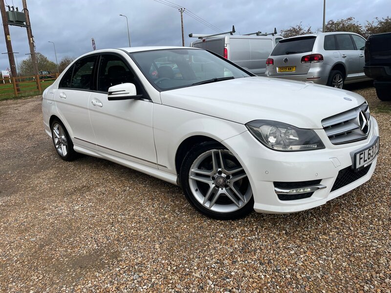 Used Mercedes-Benz C Class 2013 for sale - 76453177: Photo 1