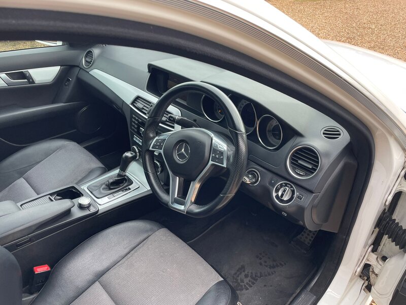 Used Mercedes-Benz C Class 2013 for sale - 76453177: Photo 15