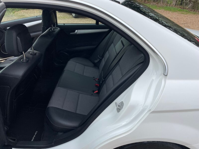 Used Mercedes-Benz C Class 2013 for sale - 76453177: Photo 23