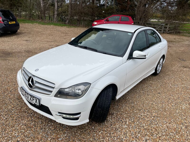 Used Mercedes-Benz C Class 2013 for sale - 76453177: Photo 4