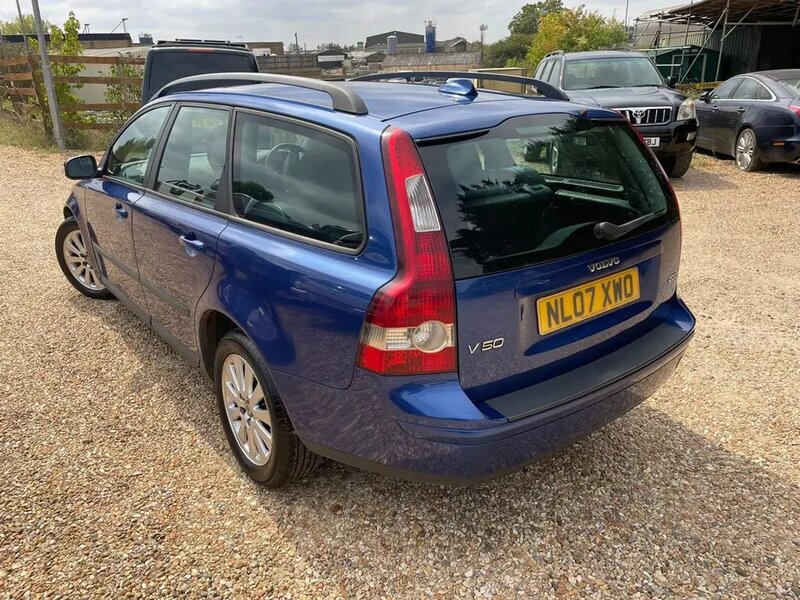 Used Volvo V50 2007 for sale - 76431779: Photo 7