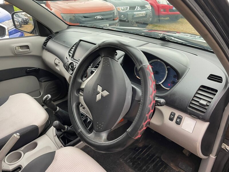 Used Mitsubishi L200 2010 for sale - 77989412: Photo 12