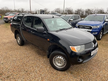 Used Mitsubishi L200 2010 for sale - 77989412: Photo