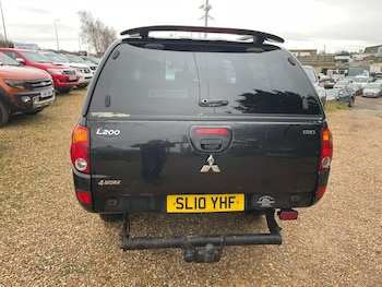 Used Mitsubishi L200 2010 for sale - 77989412: Photo
