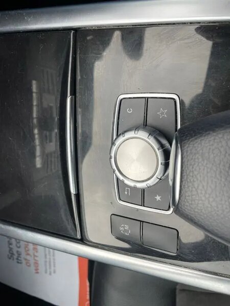 Used Mercedes-Benz E Class 2013 for sale - 76431773: Photo 11