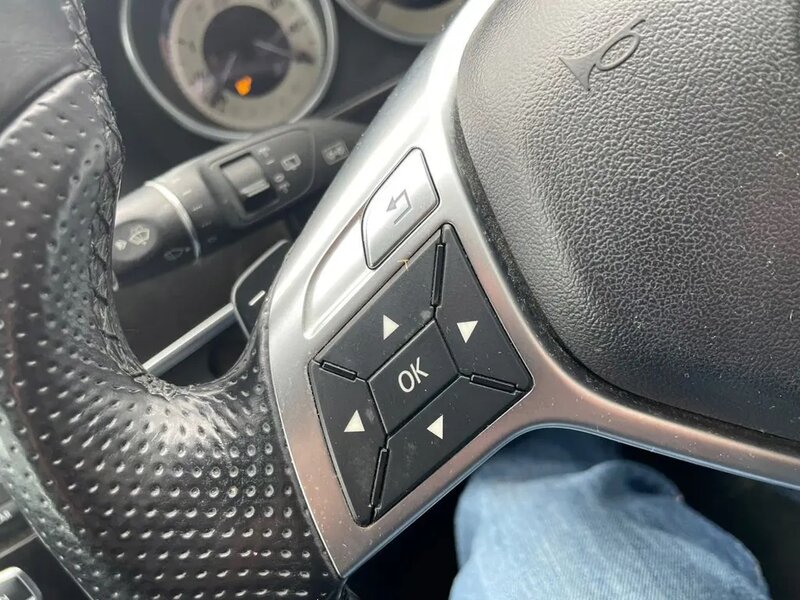 Used Mercedes-Benz E Class 2013 for sale - 76431773: Photo 21