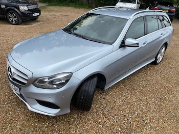 Used Mercedes-Benz E Class 2013 for sale - 76431773: Photo