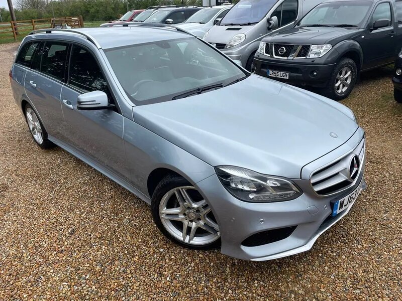 Used Mercedes-Benz E Class 2013 for sale - 76431773: Photo 5
