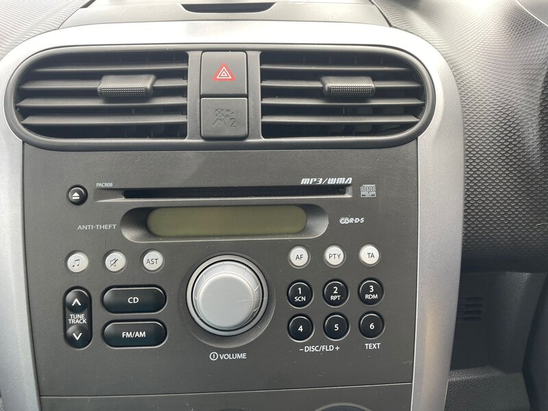 Used Suzuki Splash 2010 for sale - 76431774: Photo 12