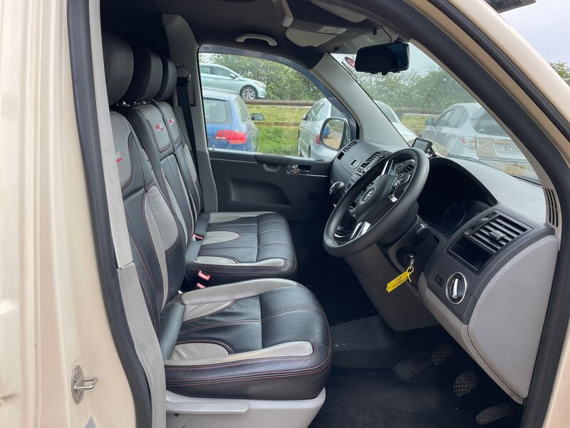 Used Volkswagen Transporter 2010 for sale - 78198191: Photo 11