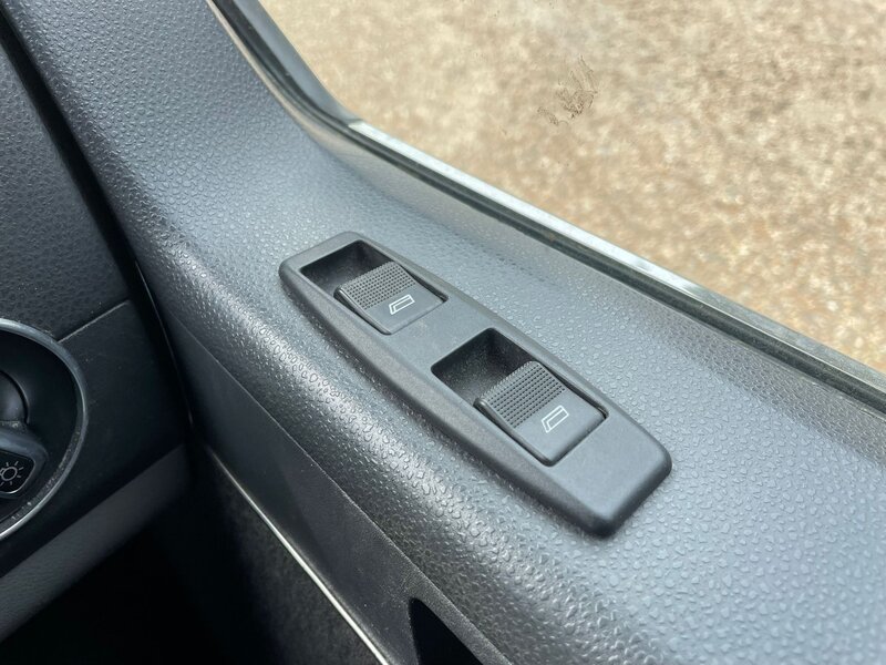 Used Volkswagen Transporter 2010 for sale - 78198191: Photo 20