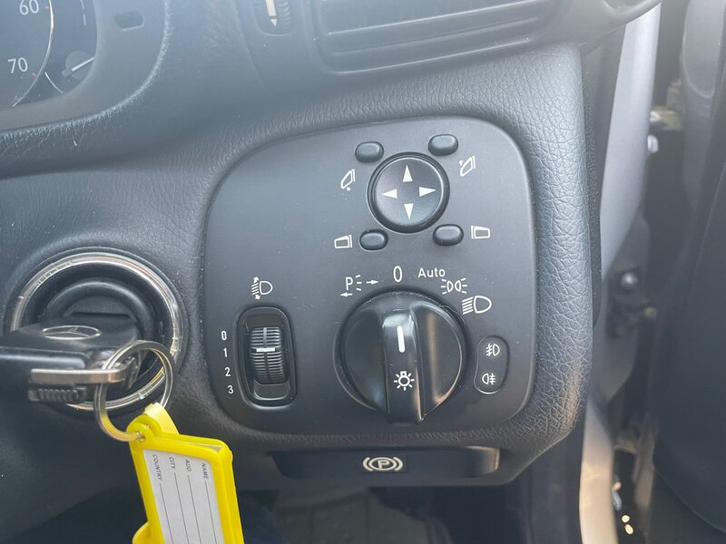 Used Mercedes-Benz C Class 2004 for sale - 76469070: Photo 16