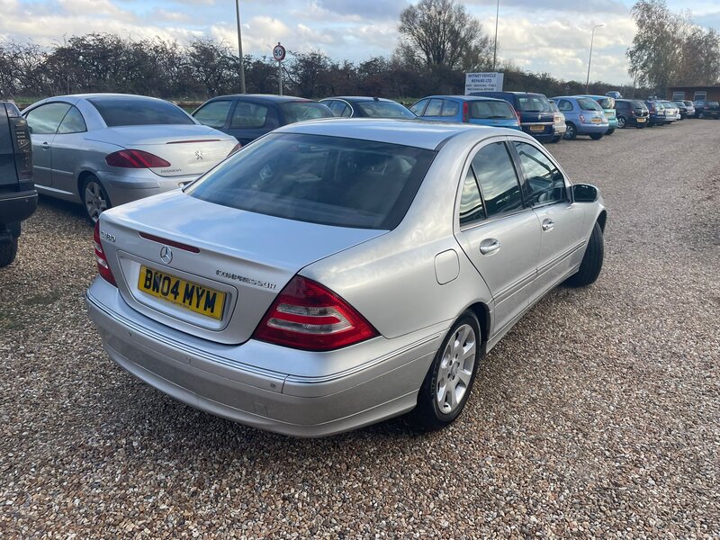 Used Mercedes-Benz C Class 2004 for sale - 76469070: Photo 7