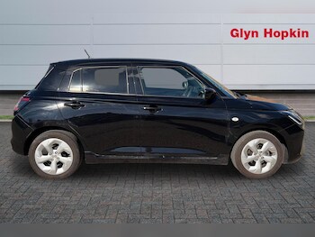 Used Suzuki Swift 2024 for sale - 79383581: Photo