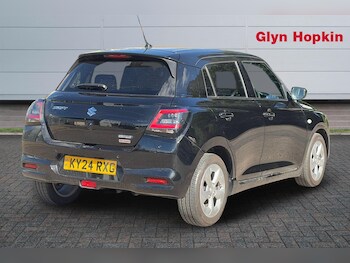 Used Suzuki Swift 2024 for sale - 79383581: Photo