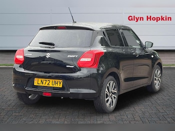Used Suzuki Swift 2022 for sale - 79383582: Photo