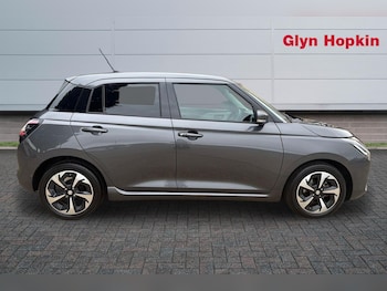 Used Suzuki Swift 2024 for sale - 79383577: Photo