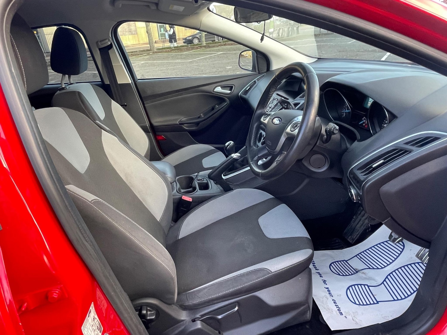 Used Ford Focus 2014 for sale - 76926603: Photo 14