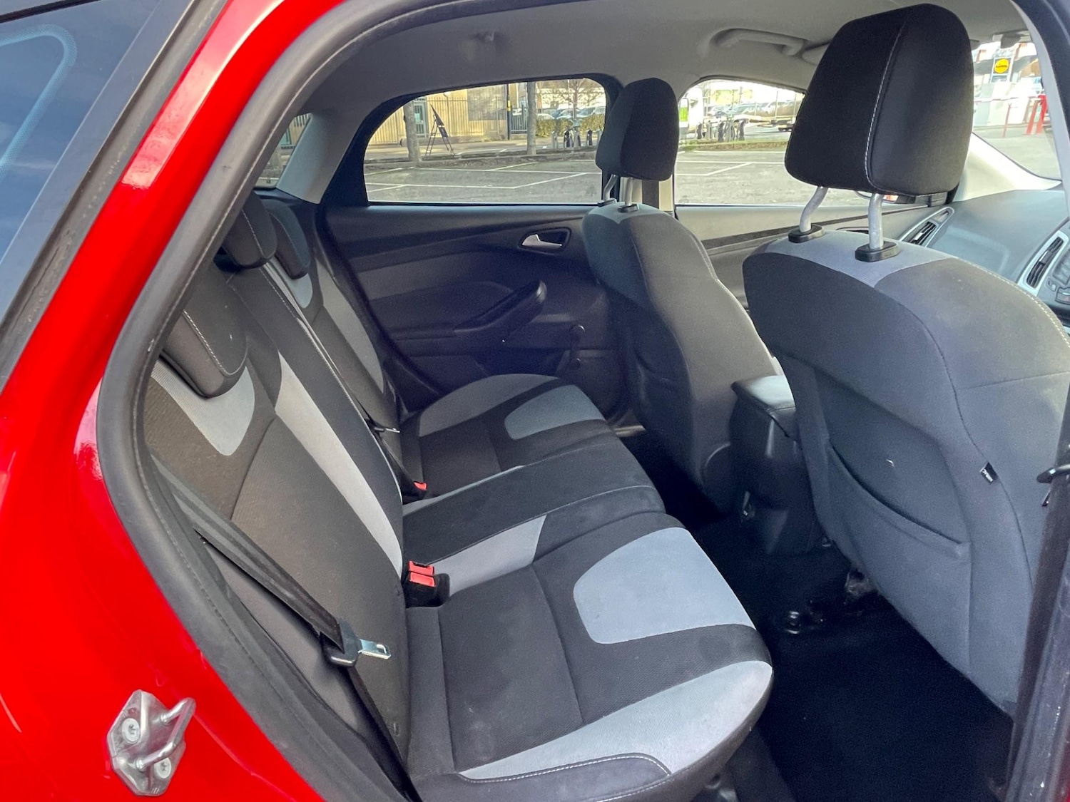 Used Ford Focus 2014 for sale - 76926603: Photo 16