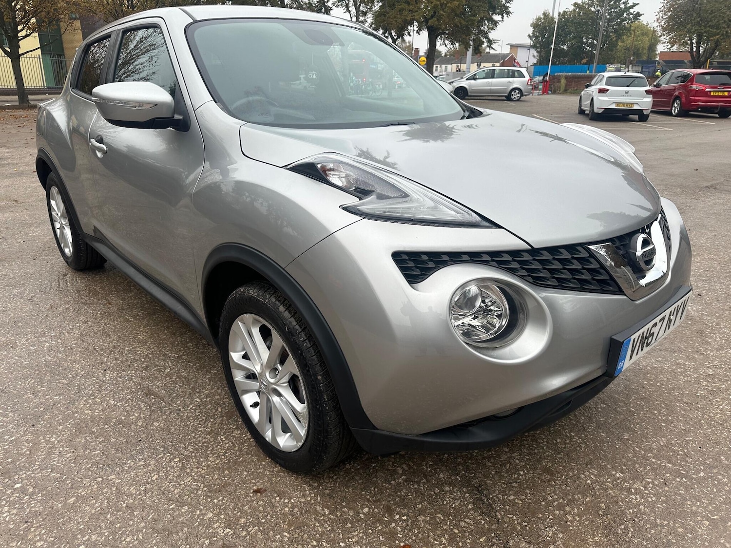 Used Nissan Juke 2017 for sale - 76389171: Photo 2