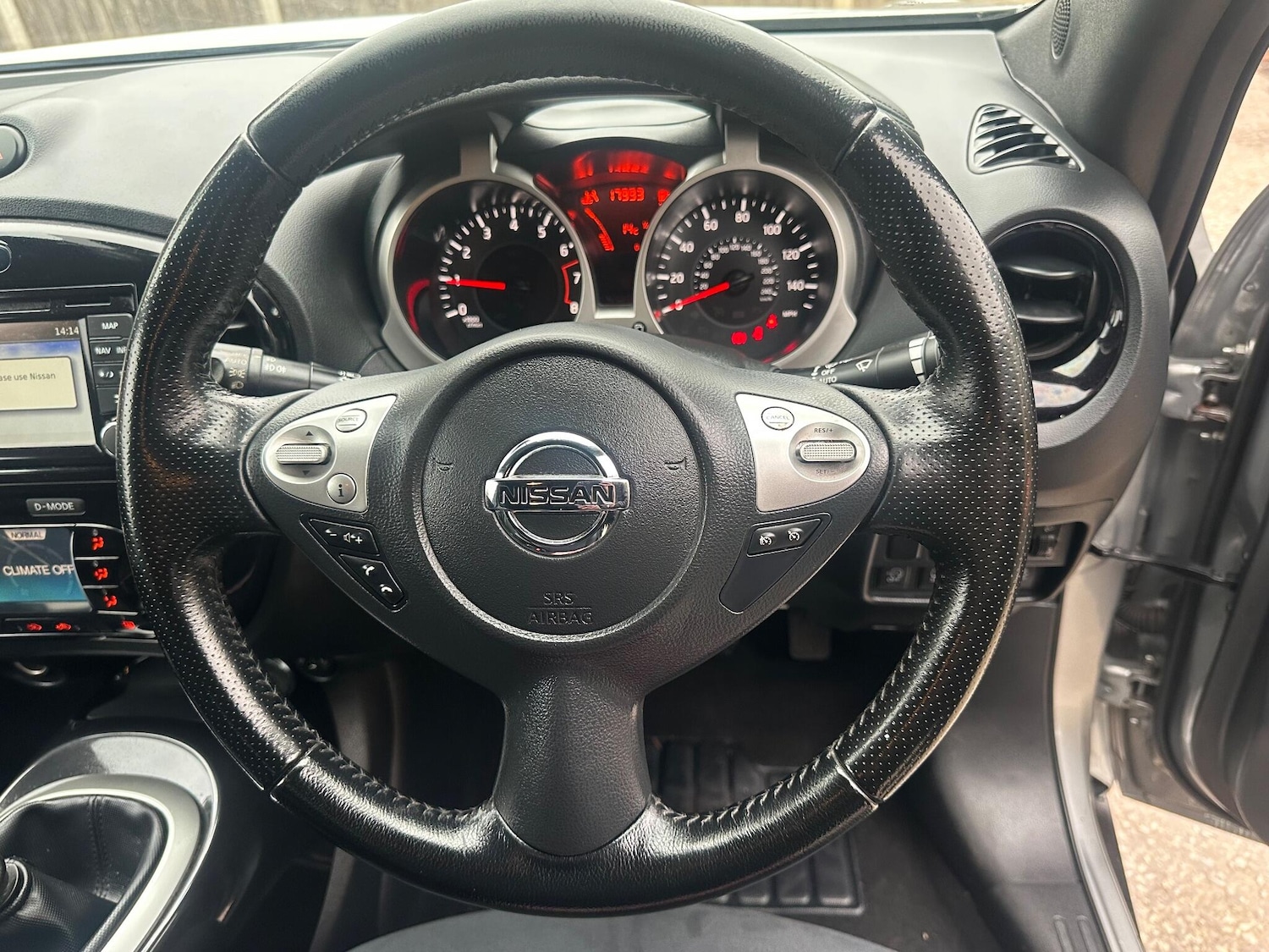 Used Nissan Juke 2017 for sale - 76389171: Photo 25