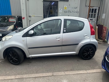 Used Peugeot 107 2011 for sale - 78771887: Photo