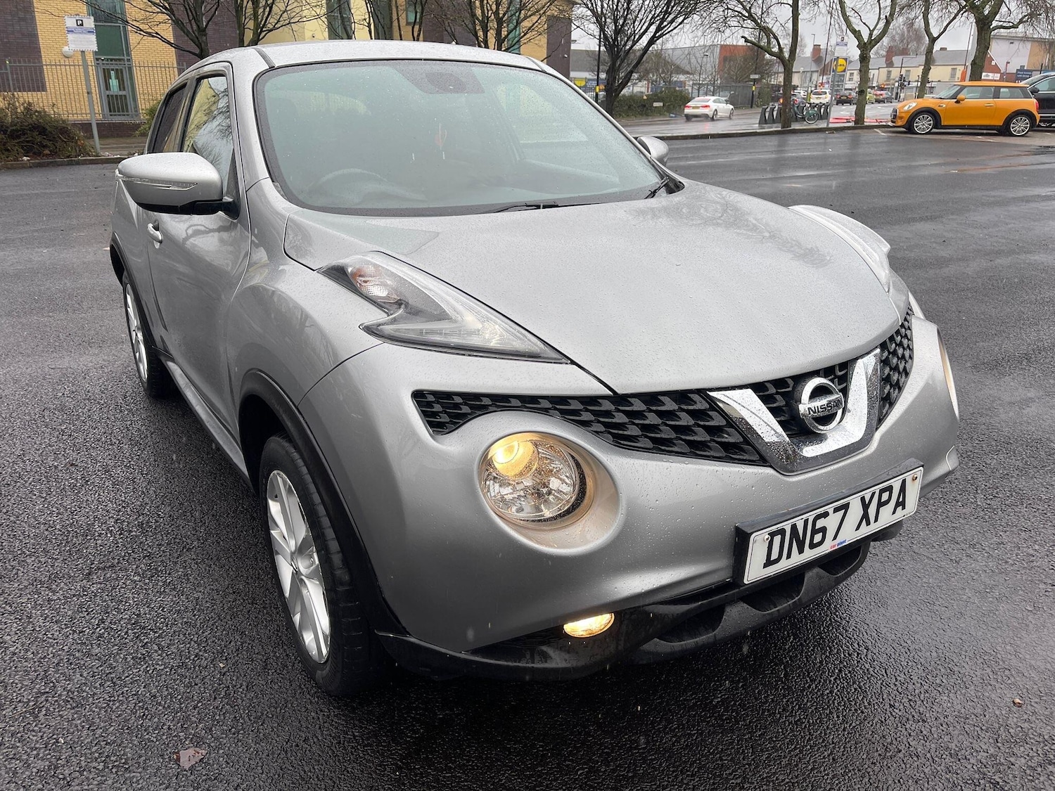 Used Nissan Juke 2017 for sale - 77657906: Photo 2