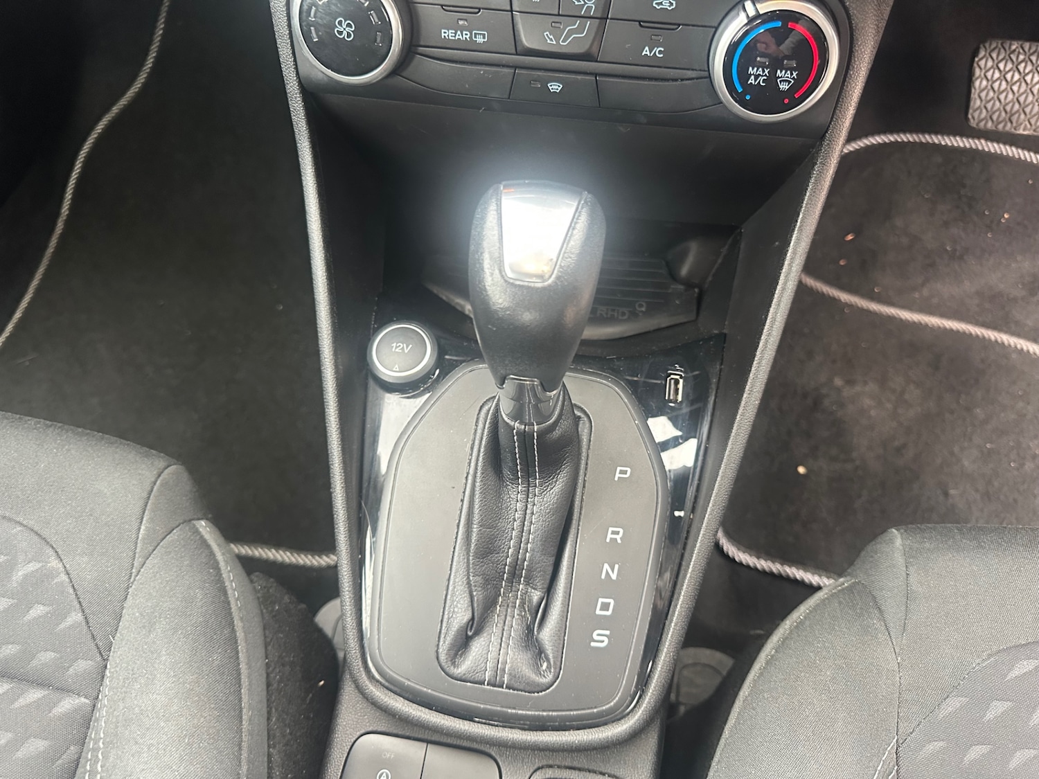 Used Ford Fiesta 2018 for sale - 76196122: Photo 23