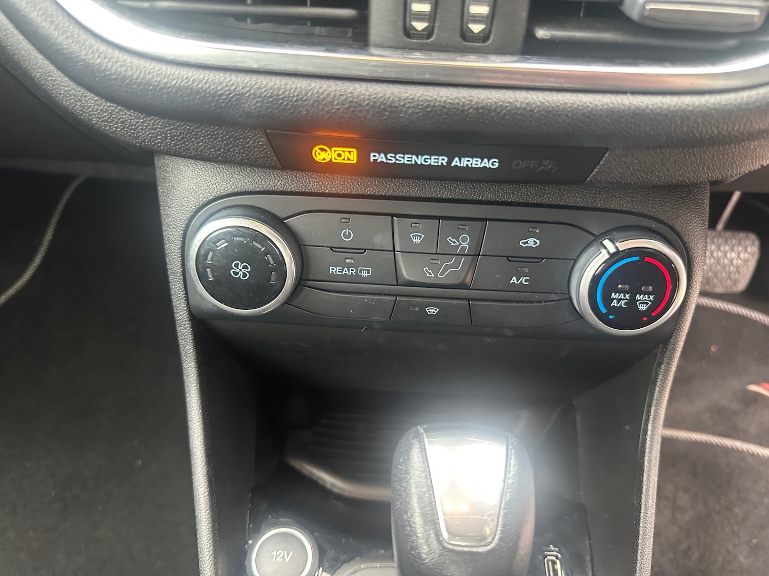 Used Ford Fiesta 2018 for sale - 76196122: Photo 24