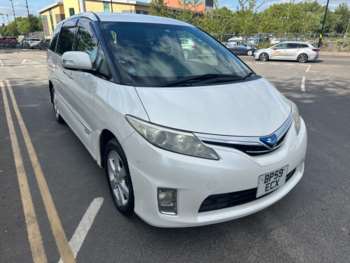 Used Toyota Estima  for sale - 74840237: Photo