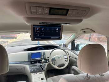 Used Toyota Estima  for sale - 74840237: Photo