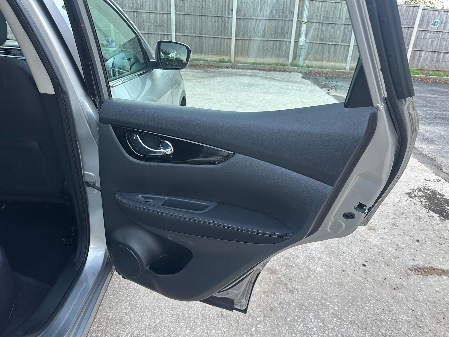 Used Nissan Qashqai 2016 for sale - 76388704: Photo 12