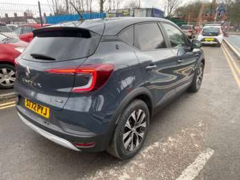 Used Renault Captur 2023 for sale - 74915223: Photo