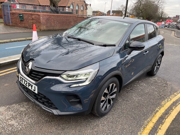 Used Renault Captur 2023 for sale - 74915223: Photo 8