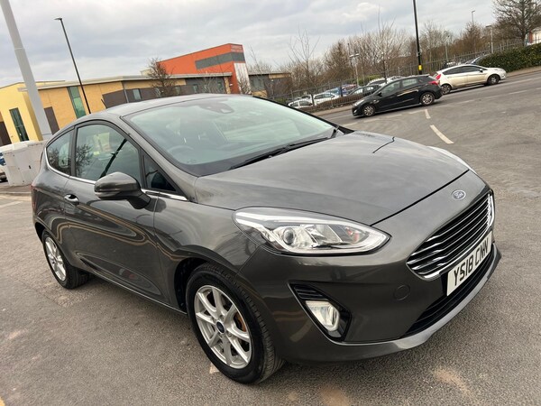 Used Ford Fiesta 2018 for sale - 73961617: Photo 2