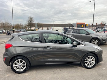 Used Ford Fiesta 2018 for sale - 73961617: Photo