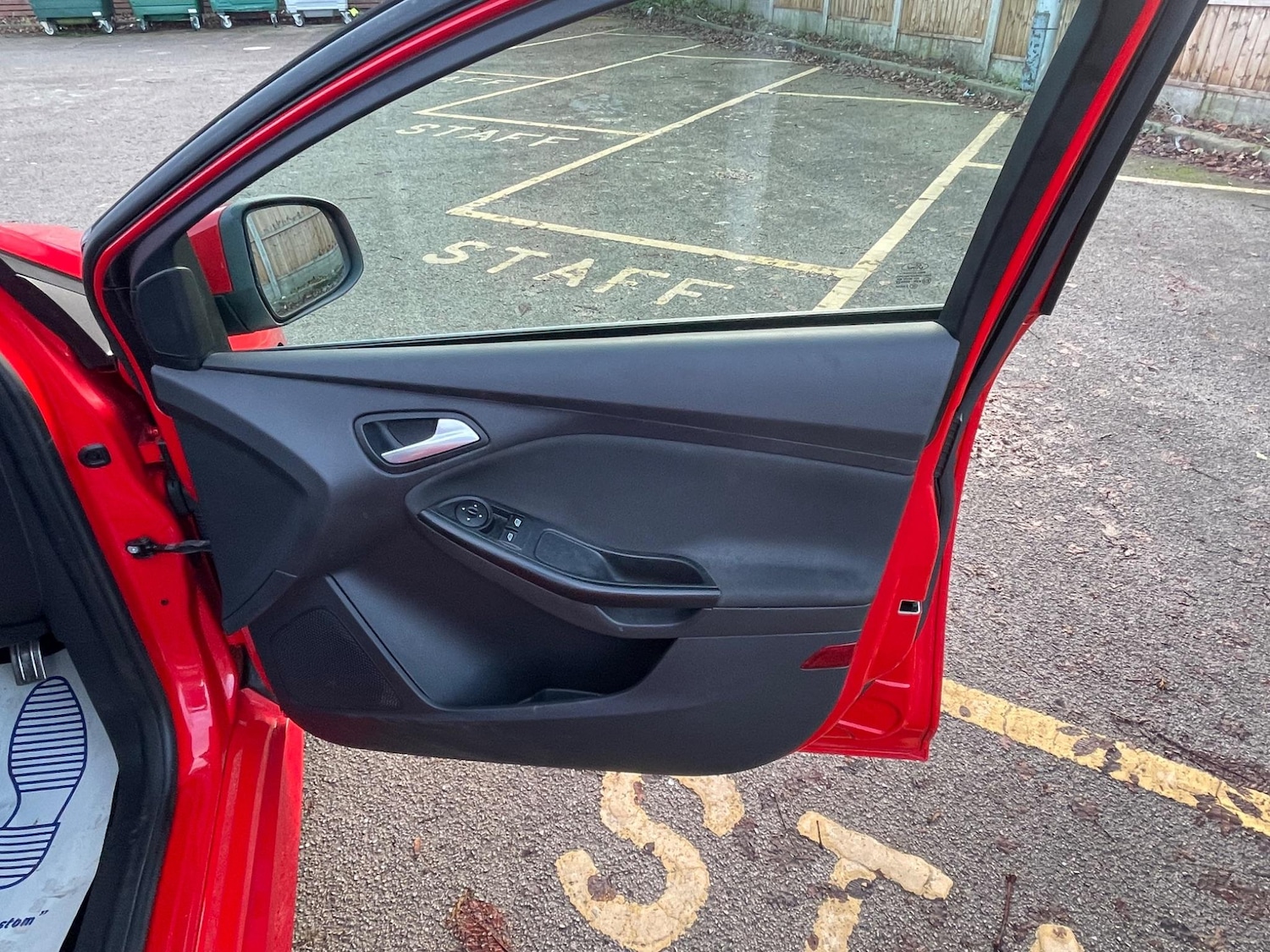 Used Ford Focus for sale - 77958504: Photo 15