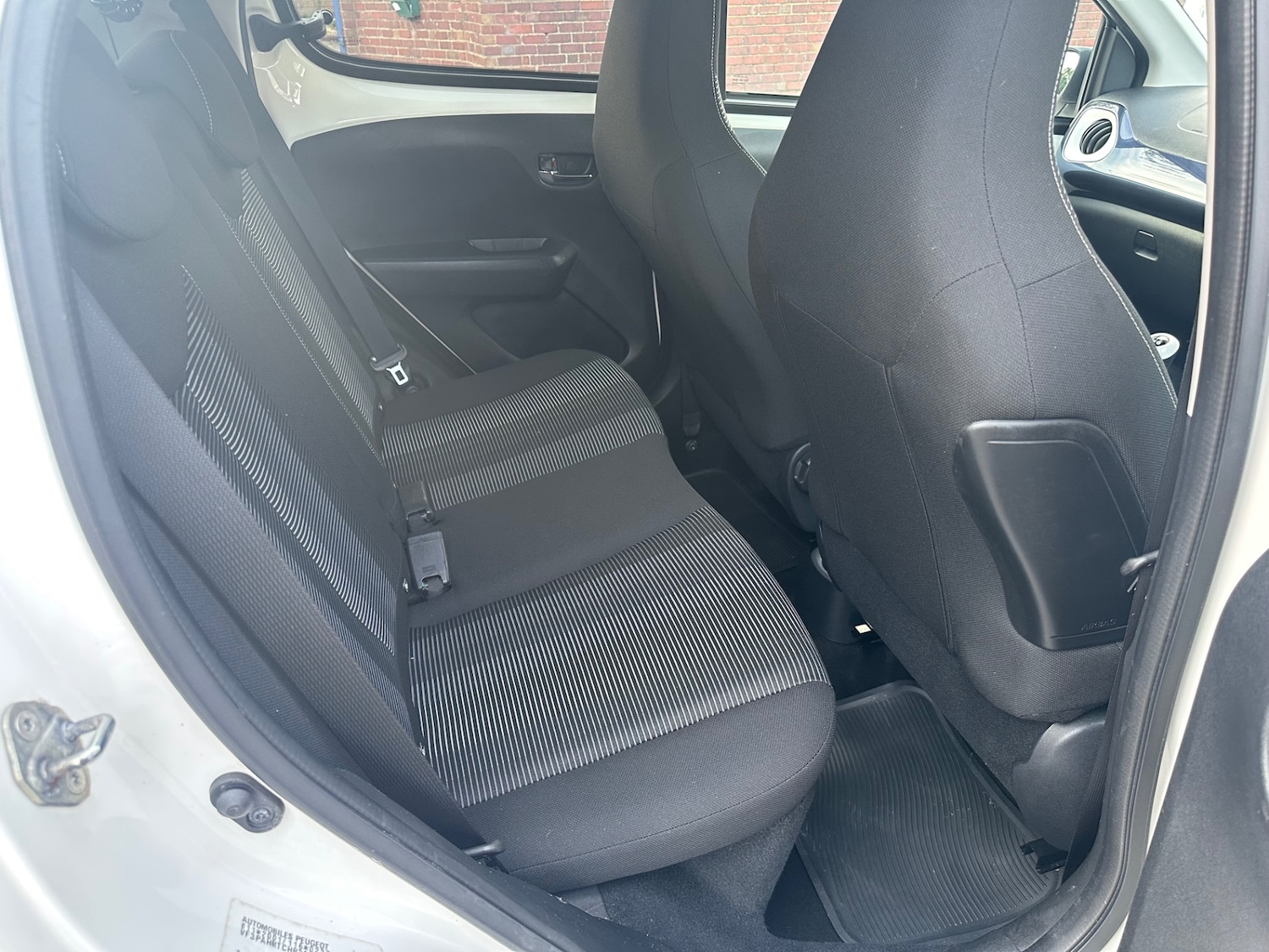 Used Peugeot 108 2017 for sale - 76194772: Photo 12