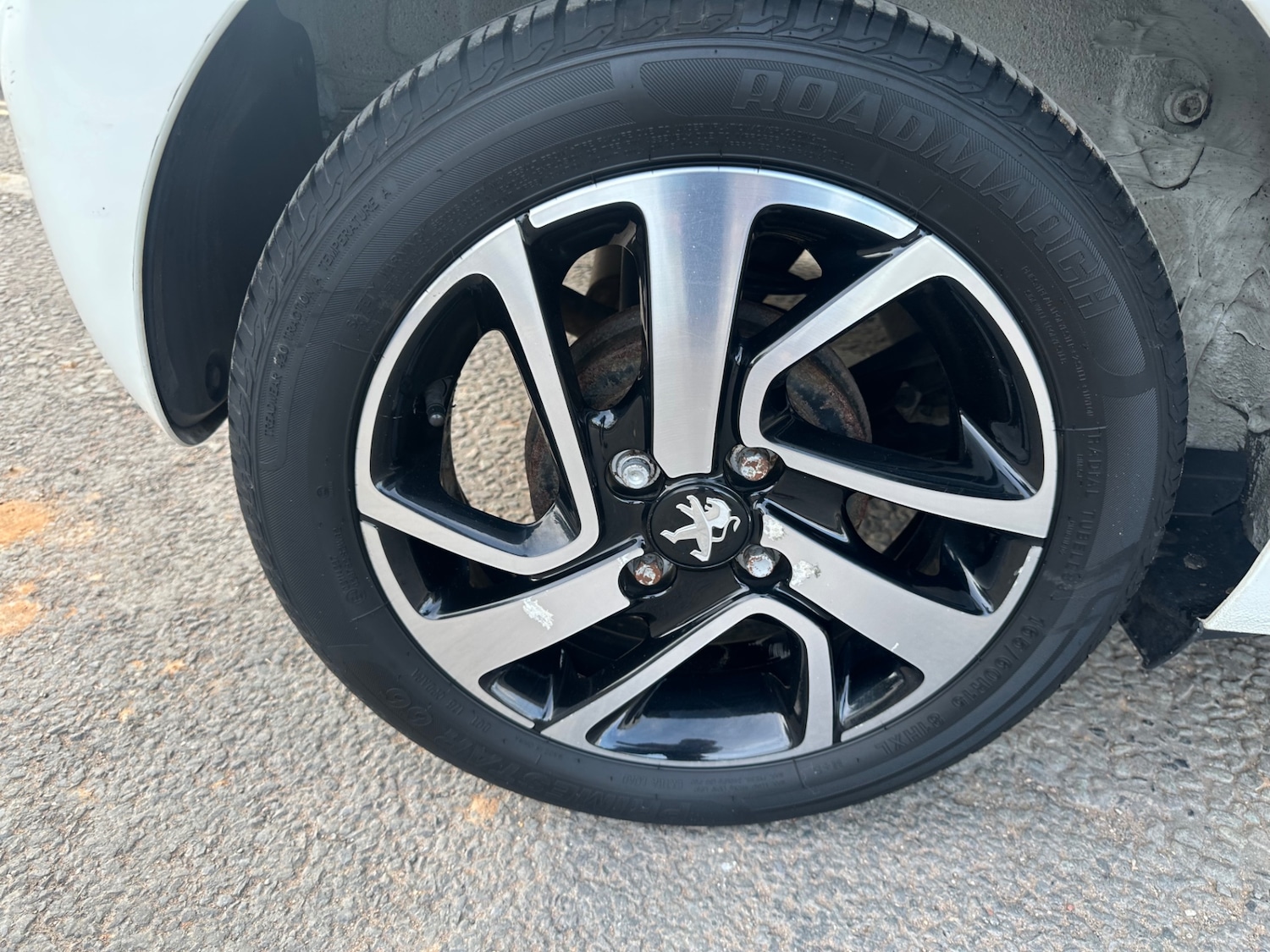 Used Peugeot 108 2017 for sale - 76194772: Photo 31