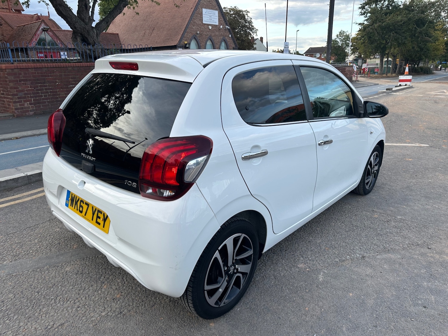 Used Peugeot 108 2017 for sale - 76194772: Photo 5