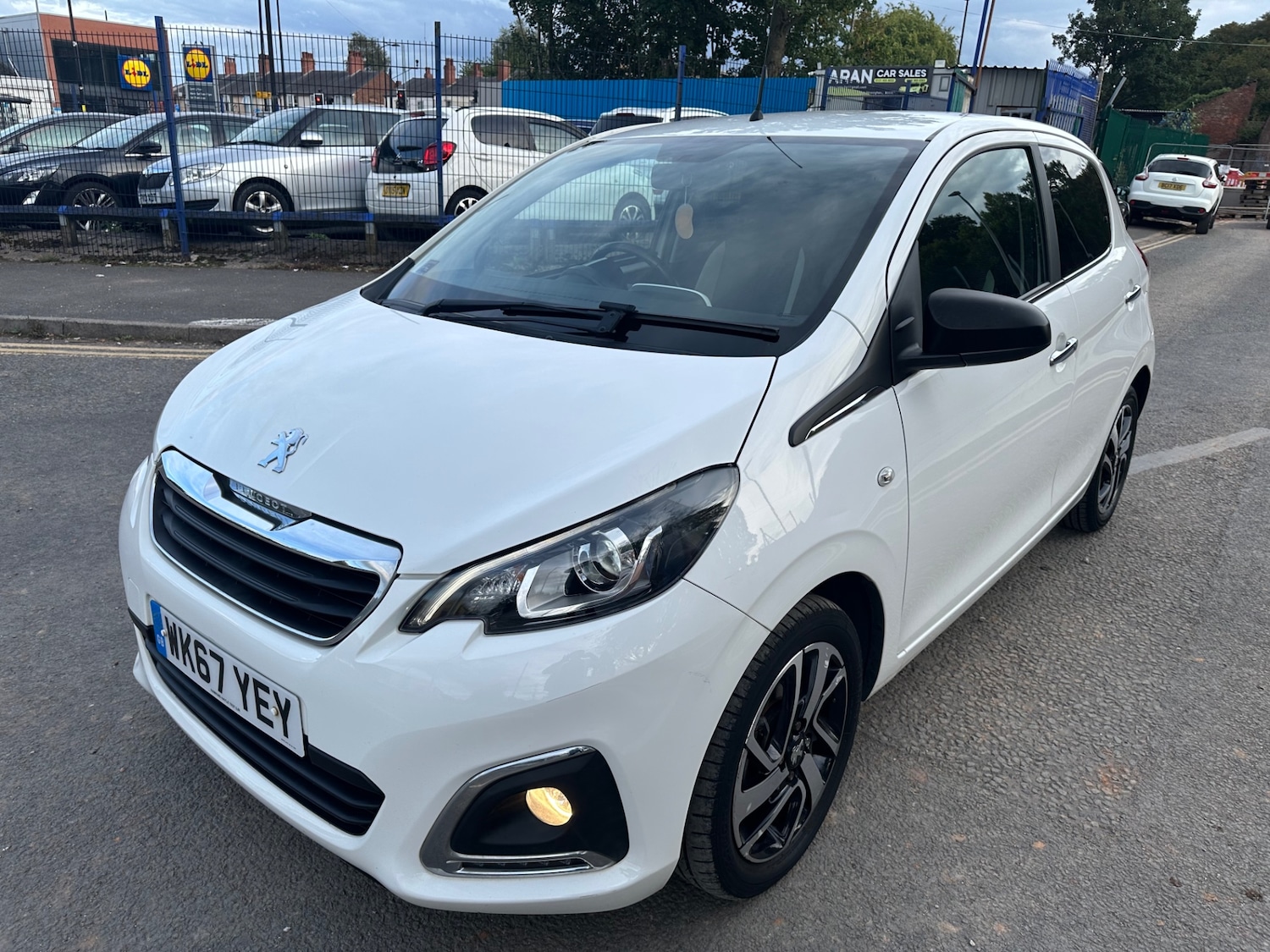 Used Peugeot 108 2017 for sale - 76194772: Photo 9